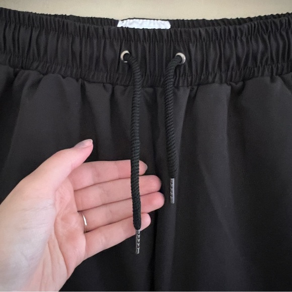 ◼️XANFOOL: Men’s size M, black tactical shorts w/pockets & stretchy waistband◼️ - Picture 4 of 10